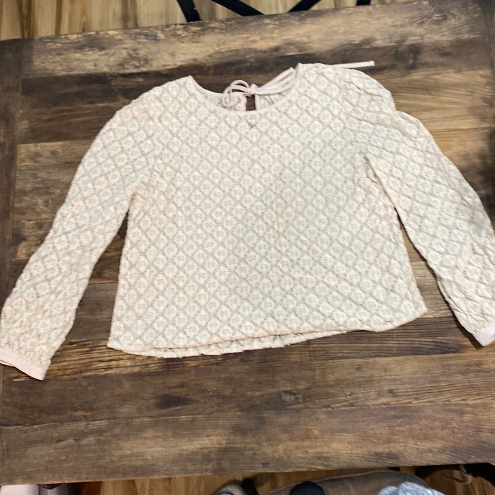 Off white lace hinge top with tie in back